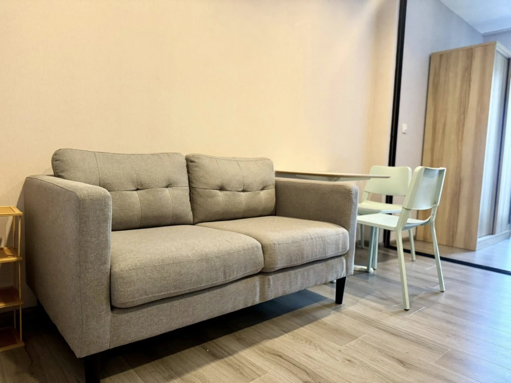 ให้เช่า The Politan Rive ห้องพร้อมอยู่ ชั้น 38 ทิศเหนือ วิวดีมากกก สะดวกครบจบที่นี่ มาจองเลย อย่าพลาดเด็ดขาด