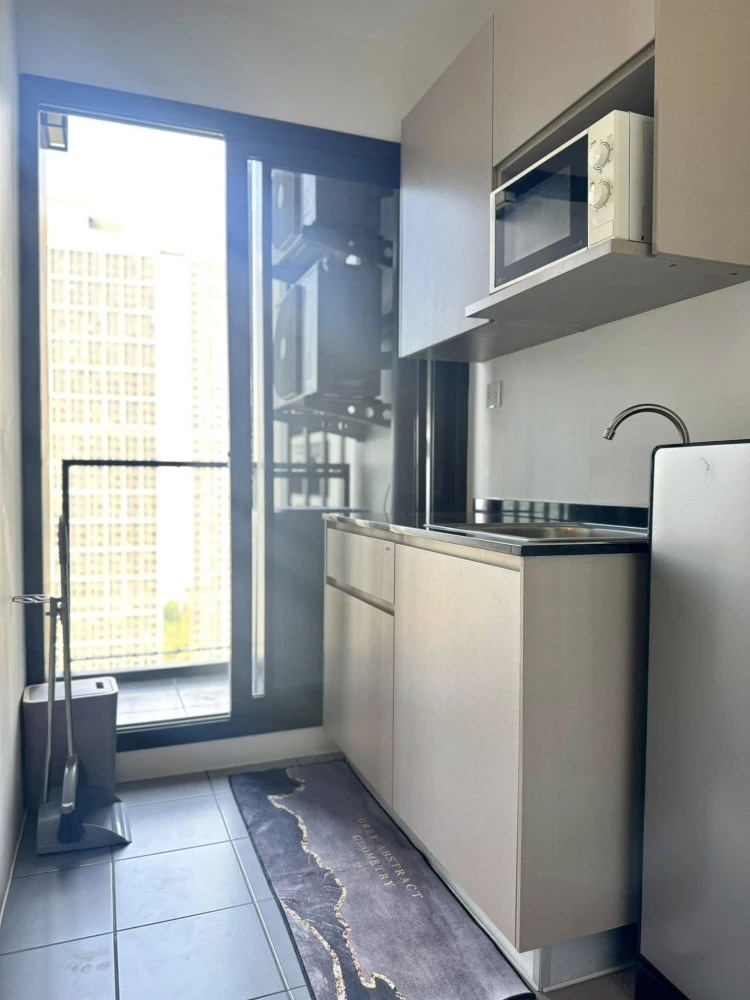 ให้เช่า The Politan Rive ห้องพร้อมอยู่ ชั้น 38 ทิศเหนือ วิวดีมากกก สะดวกครบจบที่นี่ มาจองเลย อย่าพลาดเด็ดขาด