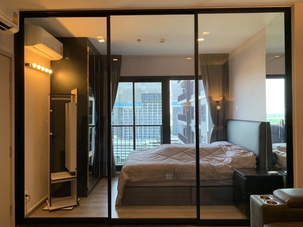 ให้เช่า The Politan Rive 1 ห้องนอน 1 ห้องน้ำ เฟอร์ครบครัน วิวแม่น้ำเจ้าพระยาสวย จองเลย