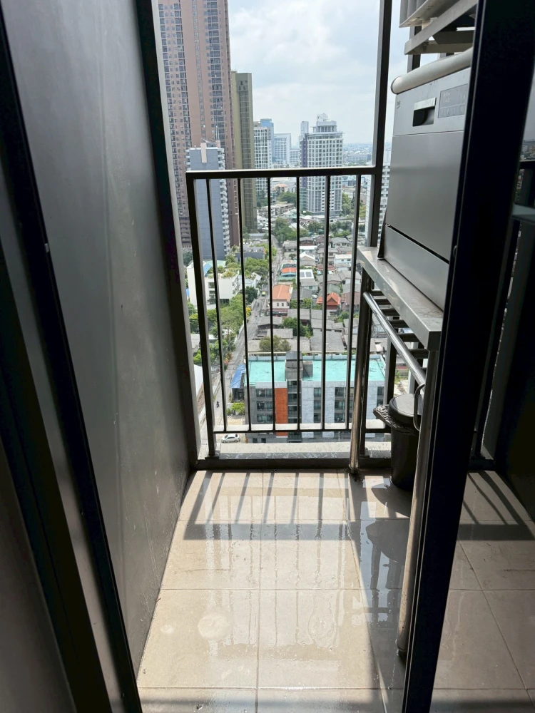 ให้เช่า The Privacy Jatujak ห้องมุม รับแสงธรรมชาติ 2 ด้าน ตกแต่งครบครัน  พร้อมเข้าอยู่