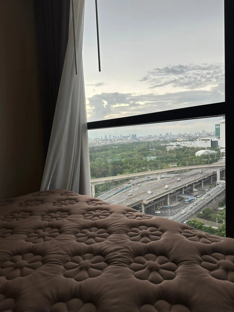 ให้เช่า The Privacy Jatujak 1 ห้องนอน เฟอร์ครบครัน วิวสวยจากชั้นสูง ไม่บล็อค หิ้วกระเป๋าเข้าอยู่ได้เลยจ้า