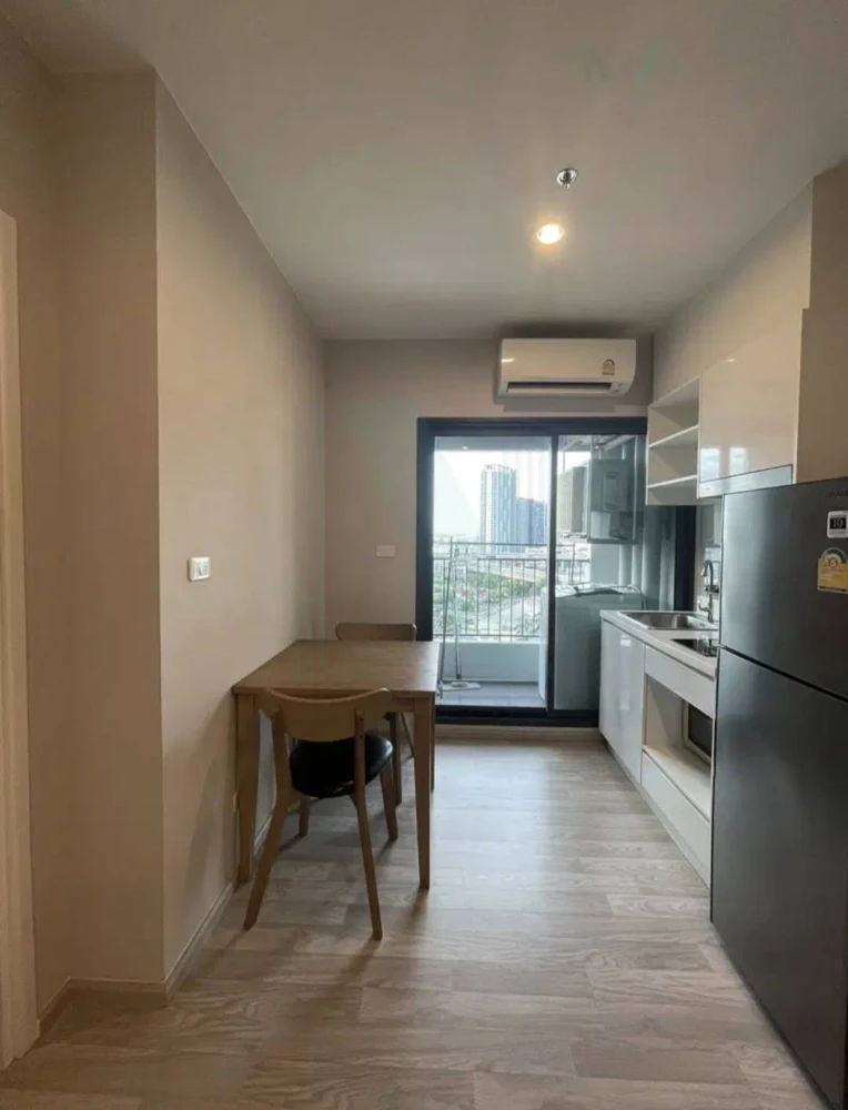 ให้เช่า The Privacy Rama 9 ห้องน่าอยู่ เฟอร์ + เครื่องใช้ไฟฟ้าครบ หิ้วกระเป๋าใบเดียวมาได้เลย