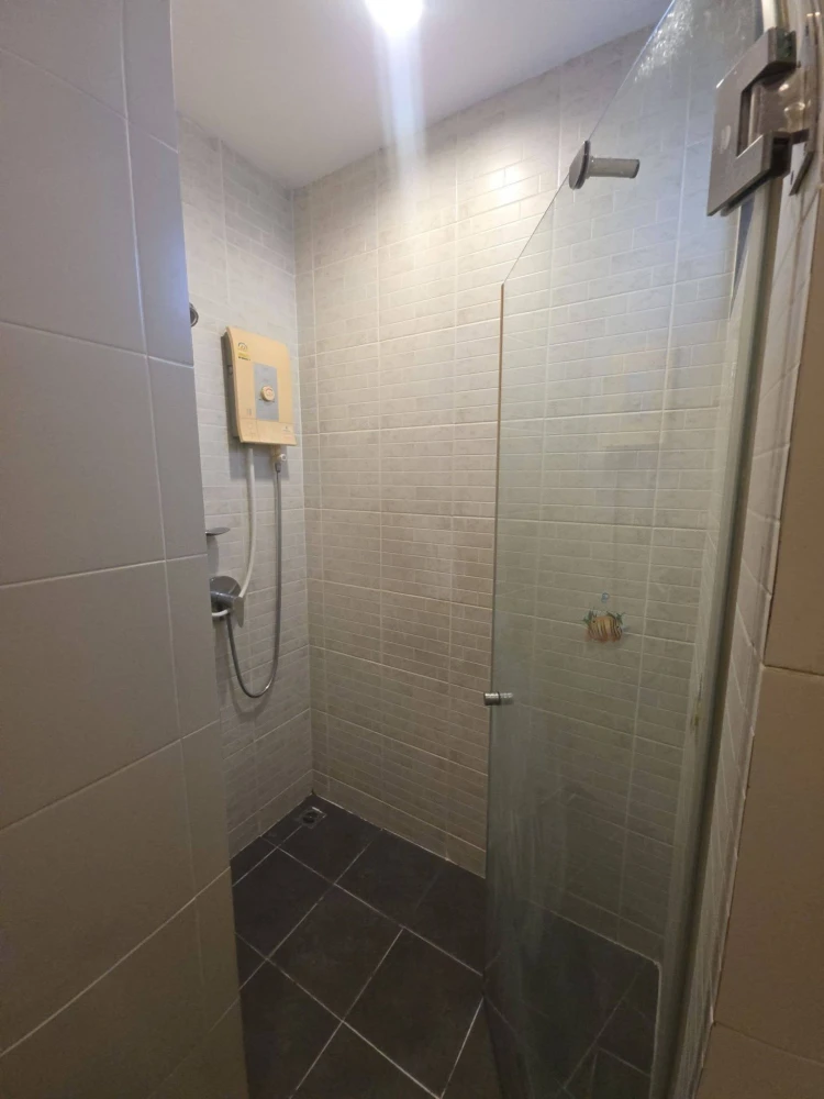 ให้เช่า The Privacy Rewadee ห้องน่าอยู่ ชั้น 3 มาพร้อมสิ่งอำนวยความสะดวกครบครัน หิ้วกระเป๋าเข้าอยู่ได้เลยจ้า