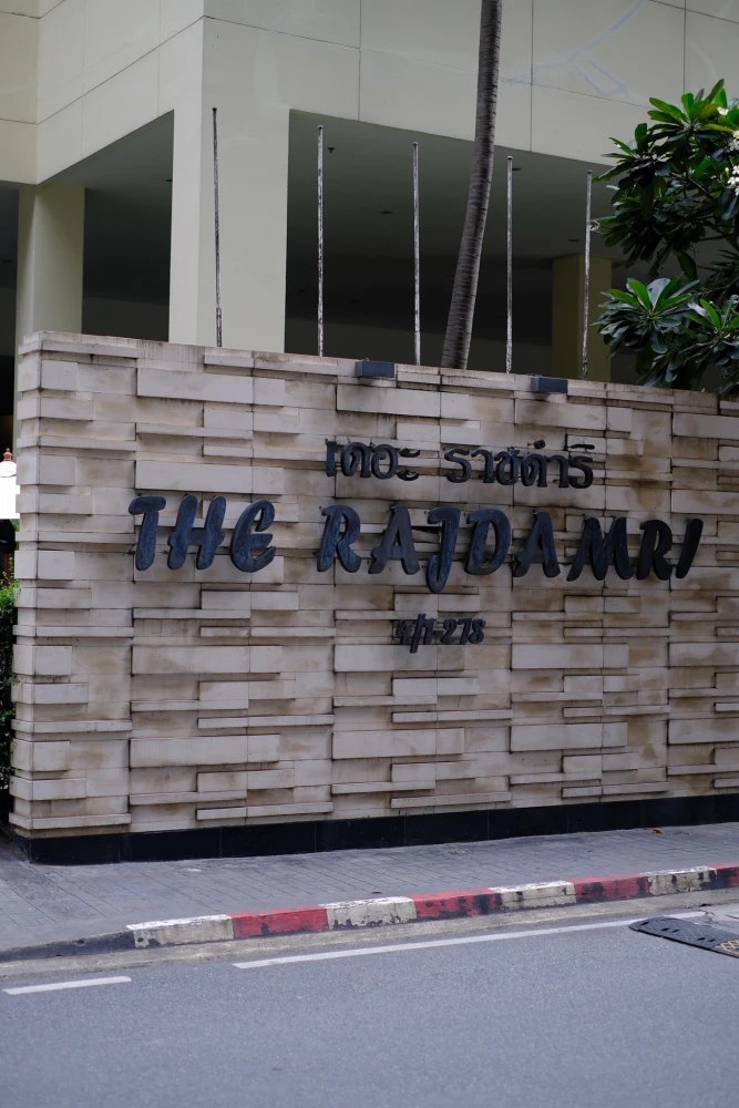 ให้เช่า The Rajdamri ห้องมีพื้นที่ใช้สอยเหลือๆ ตกแต่งครบเซต ไม่จองคือพลาดสุดๆ