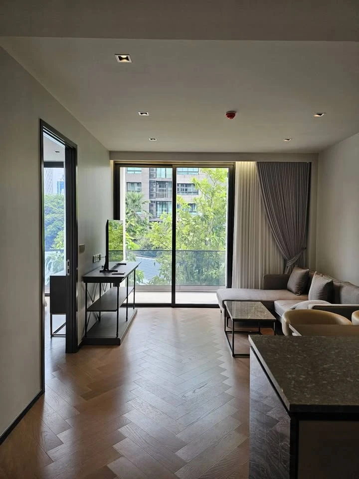 ให้เช่า The Reserve 61 Hideaway ห้องพร้อมอยู่ เฟอร์พร้อม + เครื่องใช้ไฟฟ้าครบ รีบจองเลย+++