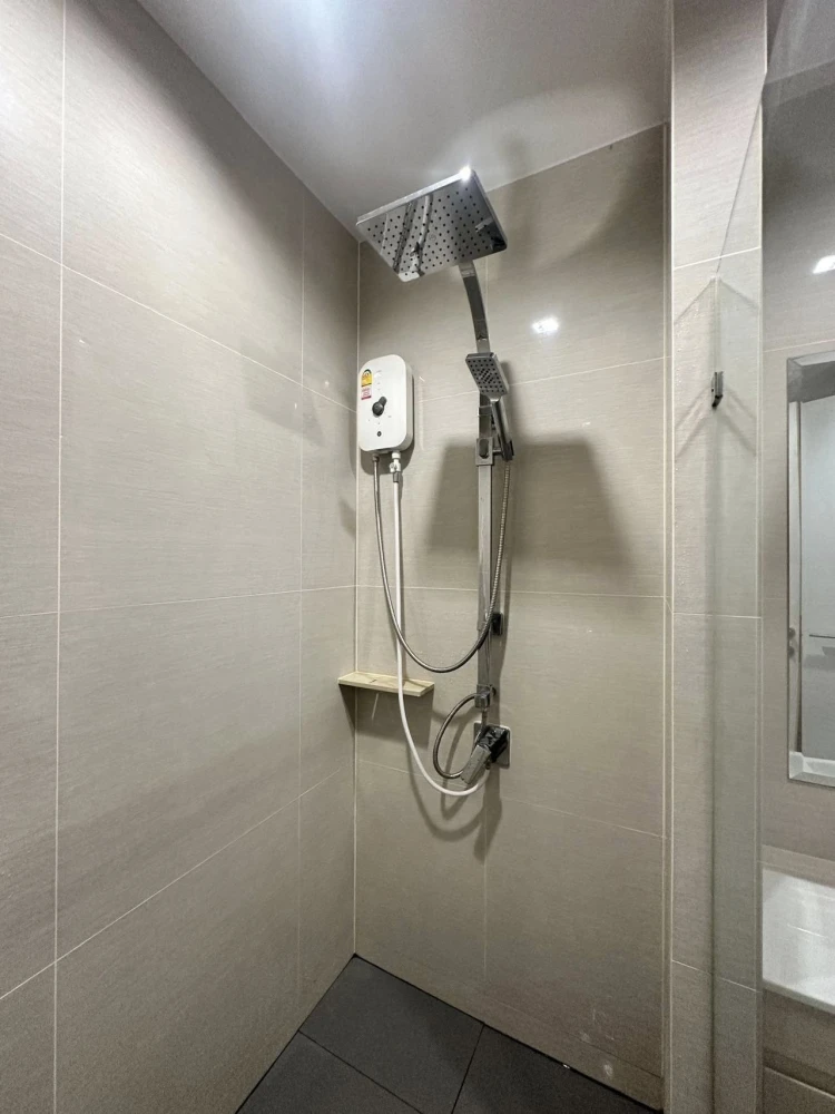 ให้เช่า The Rich Sathorn–Taksin ห้องพร้อมอยุ่ สิ่งอำนวยความสะดวกครบ ราคาดี มาจองได้แล้ววันนี้ อย่ารอช้า