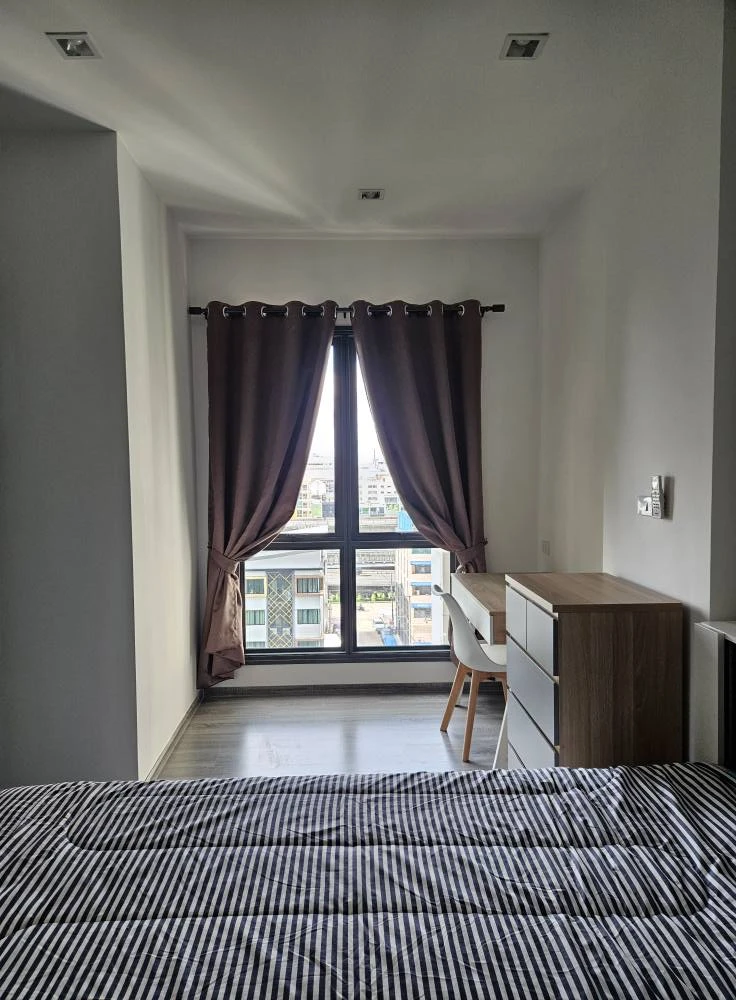 ให้เช่า The Rich Sathorn–Taksin 1 ห้องนอน 1 ห้องน้ำ เฟอร์และเครื่องใช้ไฟฟ้าครบครัน หิ้วกระเป๋าเข้าอยู่ได้เลยจ้า