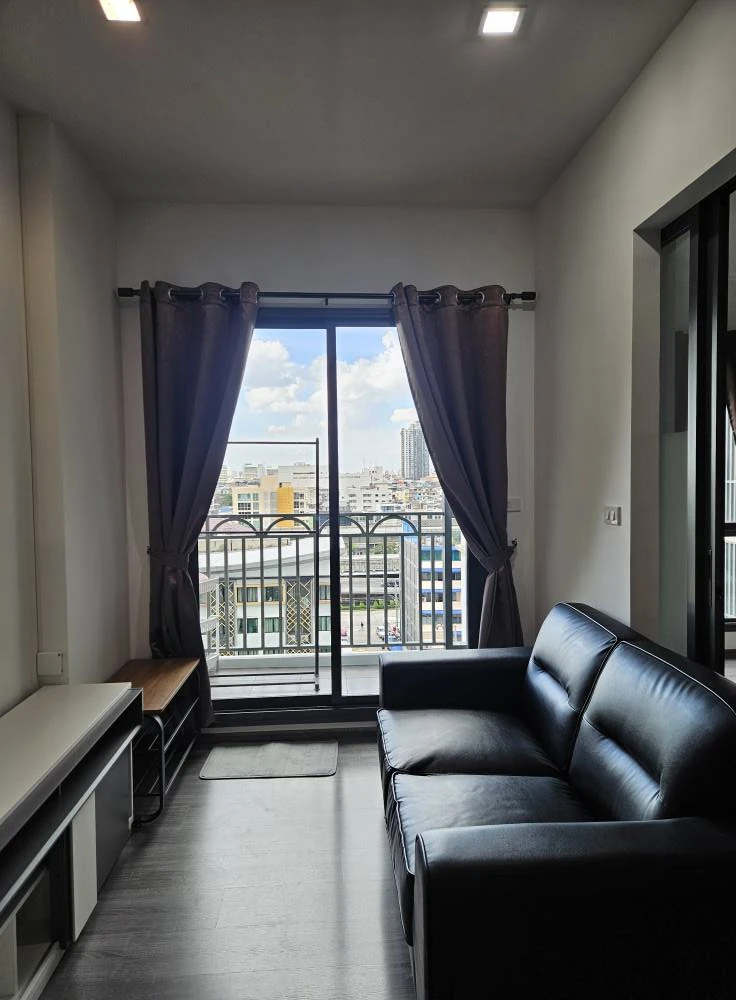 ให้เช่า The Rich Sathorn–Taksin 1 ห้องนอน 1 ห้องน้ำ เฟอร์และเครื่องใช้ไฟฟ้าครบครัน หิ้วกระเป๋าเข้าอยู่ได้เลยจ้า