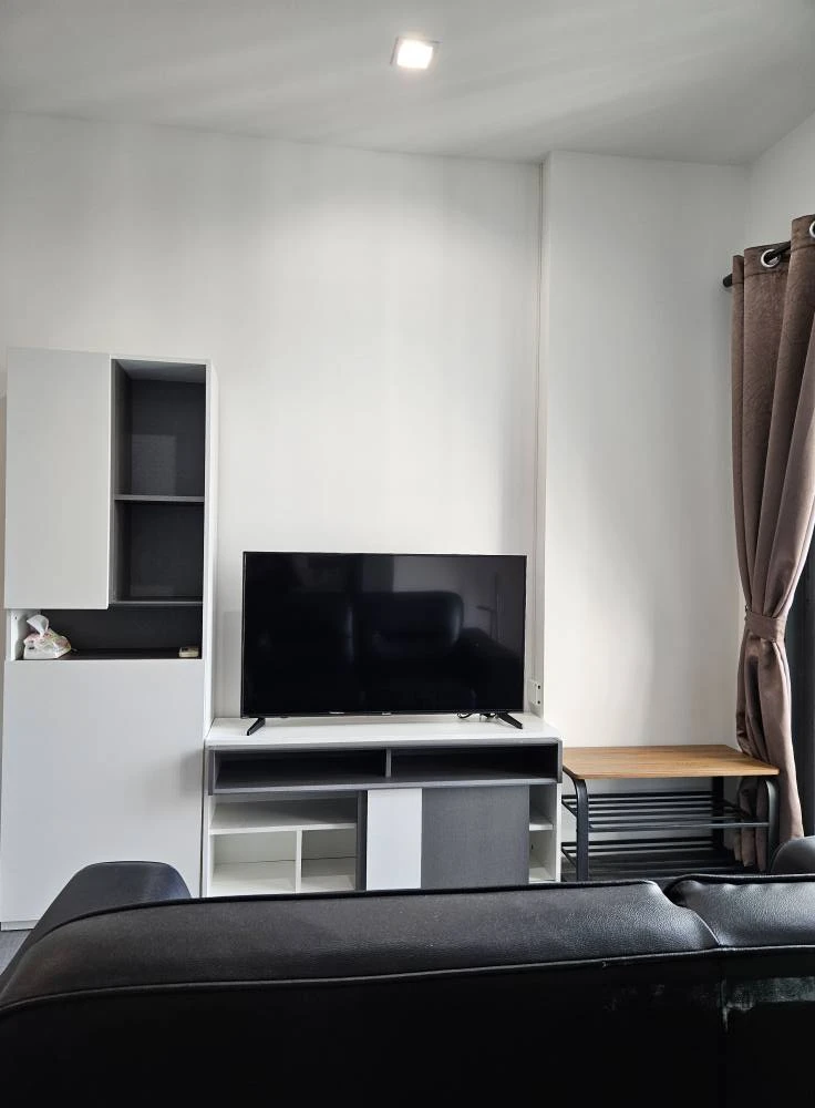 ให้เช่า The Rich Sathorn–Taksin 1 ห้องนอน 1 ห้องน้ำ เฟอร์และเครื่องใช้ไฟฟ้าครบครัน หิ้วกระเป๋าเข้าอยู่ได้เลยจ้า