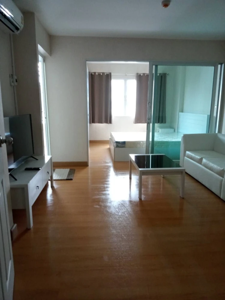 For rent: The Rise B, a nice room with full furnishings at an affordable price. Book now!