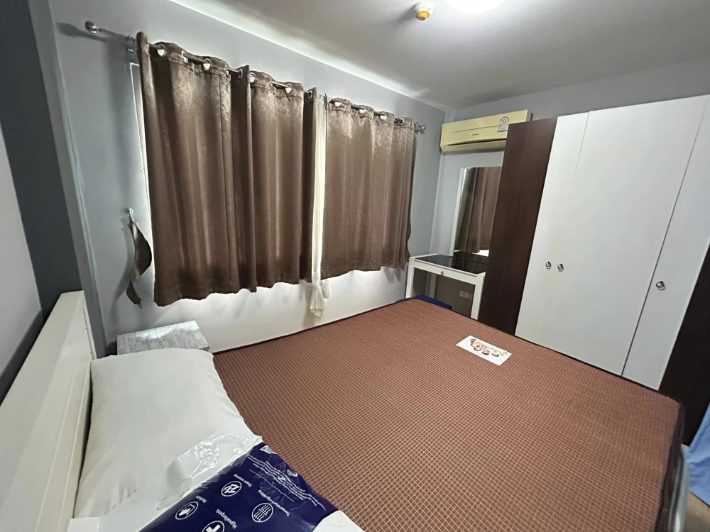 ให้เช่า The rise B ห้องพร้อมอยู่ เฟอร์พร้อม ราคาสบายกระเป๋า จองเลย