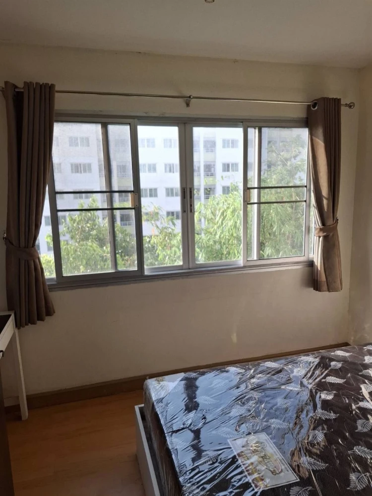 ให้เช่า The Rise B 1 ห้องนอน 1 ห้องน้ำ ชั้น 4 มาพร้อมสิ่งอำนวยความสะดวกครบครัน หิ้วกระเป๋าเข้าอยู่ได้เลยจ้า