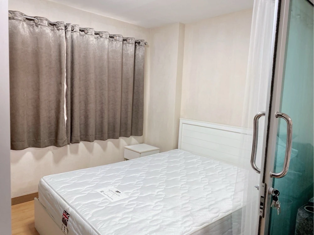 ให้เช่า The Rise B 1 ห้องนอน 1 ห้องน้ำ ชั้น 5 เฟอร์นิเจอร์ครบครัน หิ้วกระเป๋าเข้าอยู่ได้เลยจ้า