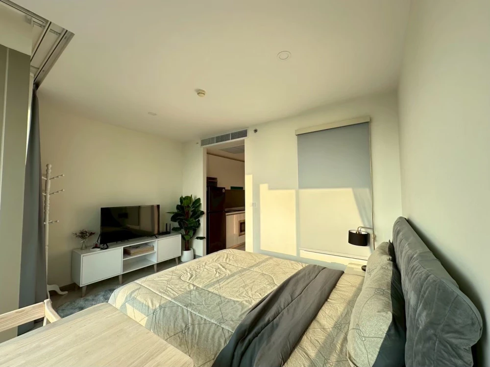 ให้เช่า The Riviera Jomtien pattaya วิวทะเลเงียบสงบ ชมพระอาทิตย์ตกดินสวยมาก  เครื่องใช้ไฟฟ้า เฟอร์ครบ จองก่อนได้ก่อน