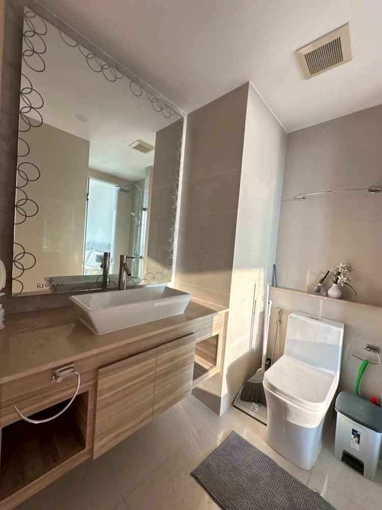 ให้เช่า The Riviera Jomtien pattaya วิวทะเลเงียบสงบ ชมพระอาทิตย์ตกดินสวยมาก  เครื่องใช้ไฟฟ้า เฟอร์ครบ จองก่อนได้ก่อน