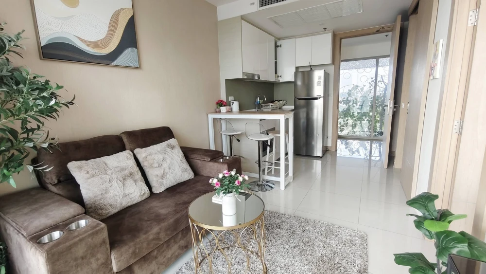 ให้เช่า The Riviera Jomtien Pattaya 1 ห้องนอน 1 ห้องน้ำ เฟอร์ครบ วิวทะลสวย จองเลย