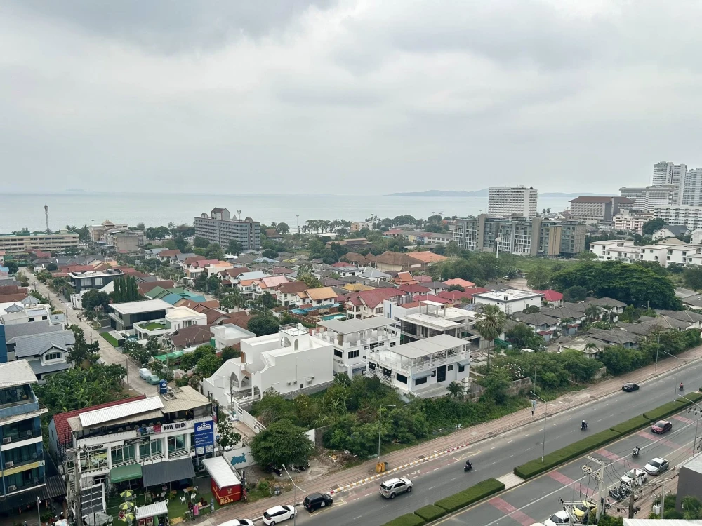 ให้เช่า The Riviera Ocean Drive ห้องกว้างพื้นที่ใช้สอยเยอะ มาพร้อมอ่างกุซซี่ส่วนตัวบนระเบียง ทำเลดี จองเลย