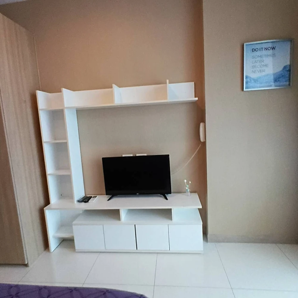 ให้เช่า The Riviera Wongamat  ห้องพร้อมอยู่ เฟอร์ครบ วิวสระ รีบจองเลย
