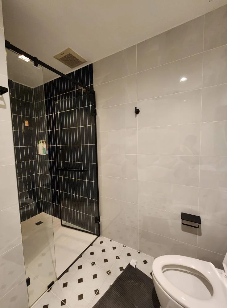 ให้เช่า The Room Sathorn-Taksin 2 ห้องนอน พื้นที่ใช้สอยเยอะ เฟอร์นิเจอร์และเครื่องใช้ไฟฟ้าครบครัน จองด่วน