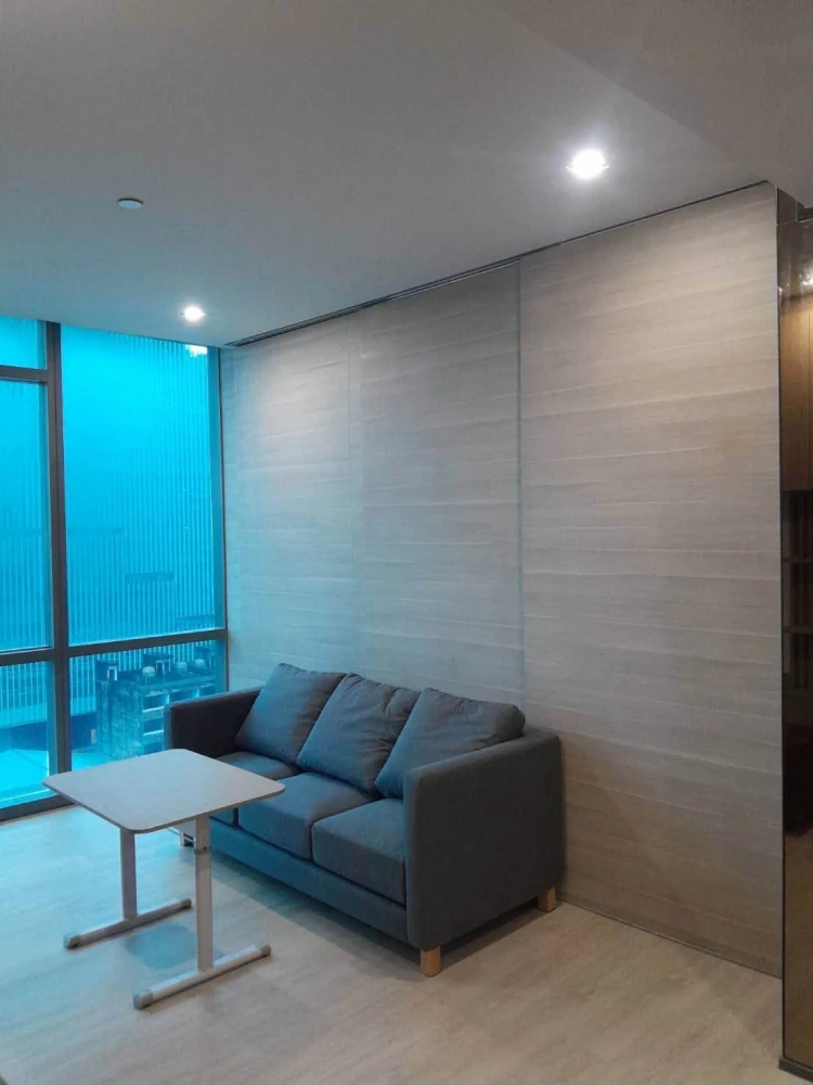ให้เช่า The Room Sukhumvit 21 1 ห้องนอน 1 ห้องน้ำ พื้นที่ใช้สอยเยอะ บิวท์อินเฟอร์นิเจอร์อย่างดี จองเลย