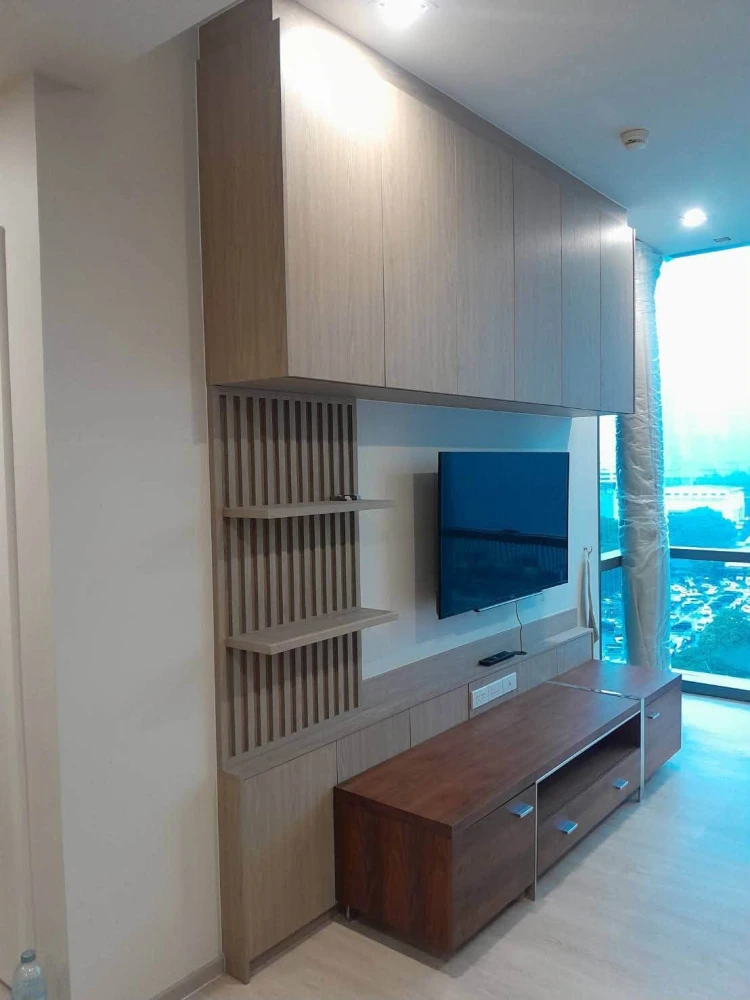 ให้เช่า The Room Sukhumvit 21 1 ห้องนอน 1 ห้องน้ำ พื้นที่ใช้สอยเยอะ บิวท์อินเฟอร์นิเจอร์อย่างดี จองเลย