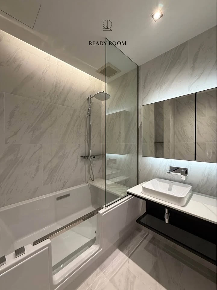 ให้เช่า The Room Sukhumvit 38 ลมดี วิวโปร่ง ห้องตกแต่งครบ พร้อมเครื่องใช้ไฟฟ้า พร้อมเข้าอยู่ทันที