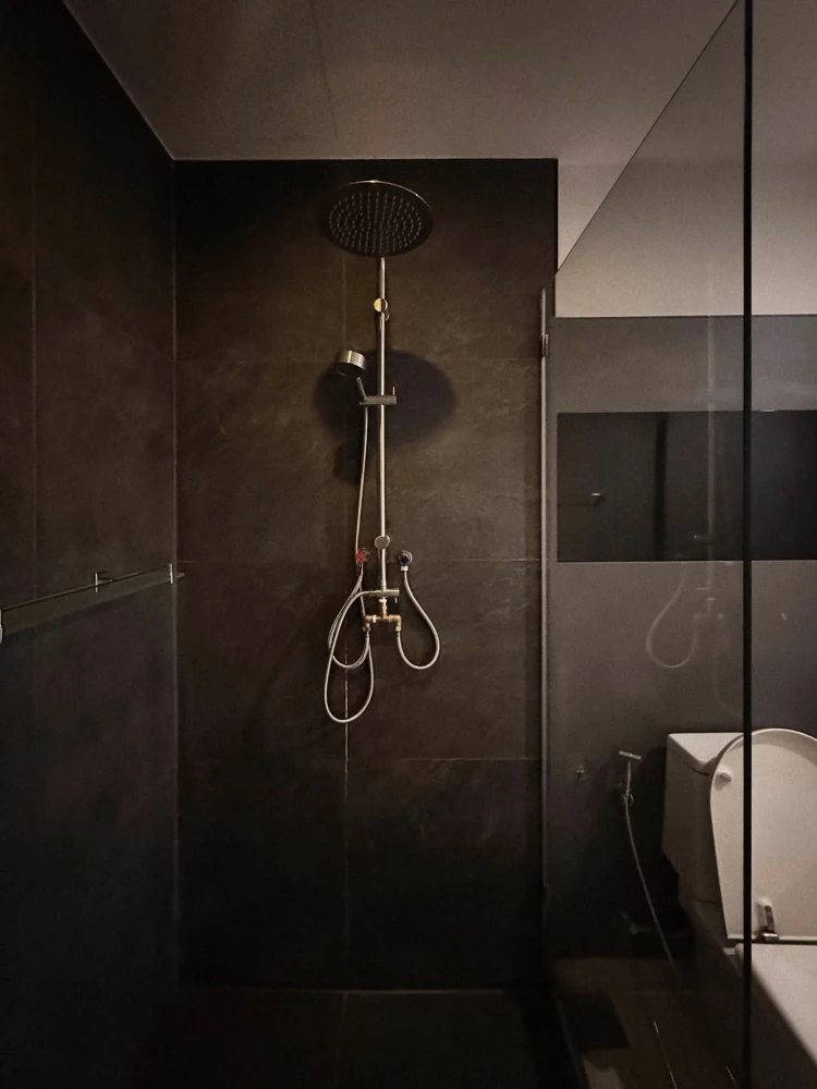 ให้เช่า The Room Sukhumvit 62 ชั้น 7 วิวเมือง มองเห็นรถไฟฟ้า Fully Furnished พร้อมอยู่ 100%