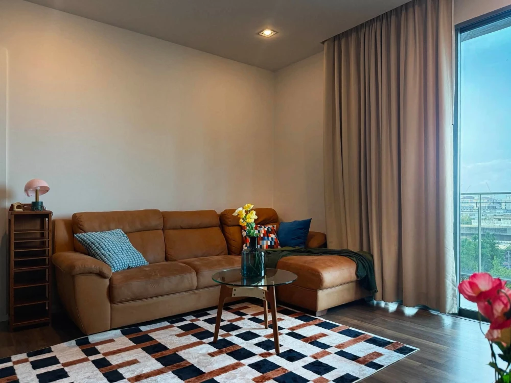 ให้เช่า The Room Sukhumvit 62 ชั้น 7 วิวเมือง มองเห็นรถไฟฟ้า Fully Furnished พร้อมอยู่ 100%