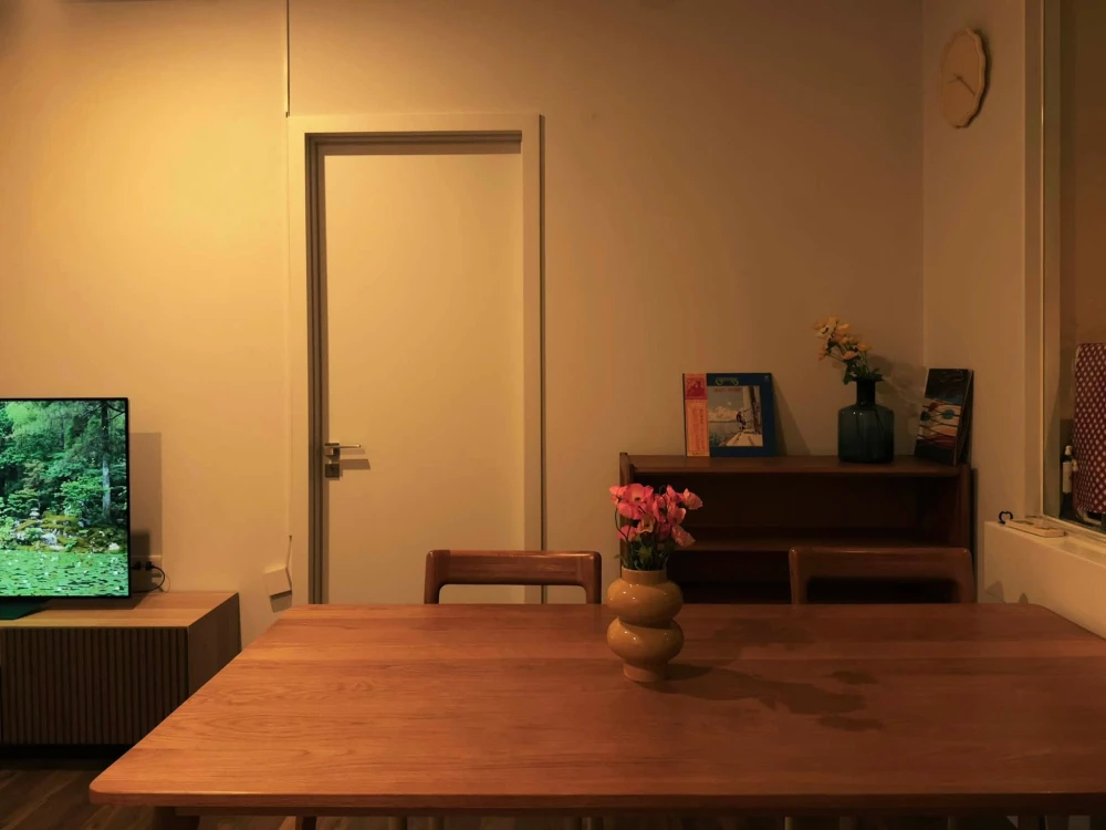 ให้เช่า The Room Sukhumvit 62 ชั้น 7 วิวเมือง มองเห็นรถไฟฟ้า Fully Furnished พร้อมอยู่ 100%