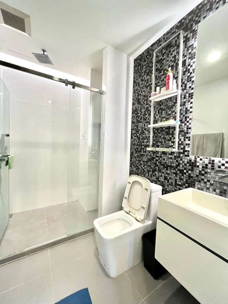 ให้เช่า The Room Sukhumvit 69 ห้องน่าอยู่ แต่งครบ สนใจจองเลย ห้ามพลาด