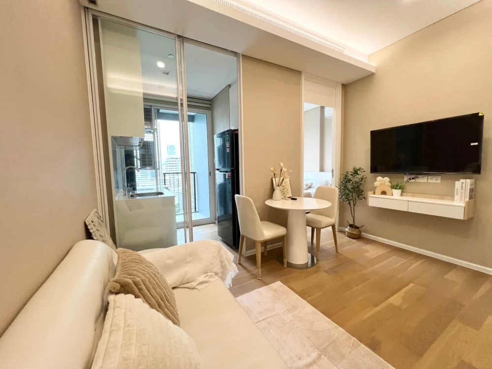 ให้เช่า The Saint Residences ชั้น 12a อาคาร C พร้อมเครื่องนอนที่นอนนุ่มแน่นอย่างดี รุ่น premium นอนไม่ปวดหลัง