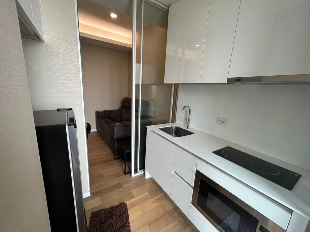 ให้เช่า The Saint Residences ชั้น 38 ห้องน่าอยู่ มาพร้อมการตกแต่งที่ครบครัน จองเลย