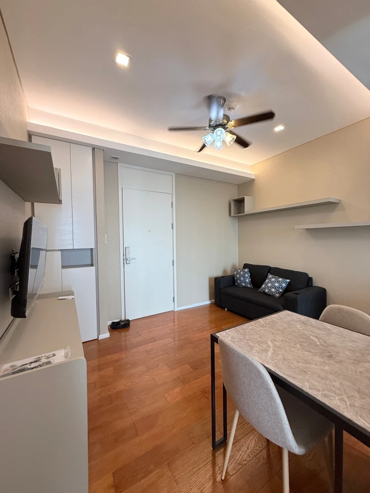 ให้เช่า The Saint Residences ชั้น 40 วิวเมือง ห้องแต่งครบ จองเลย ด่วนๆจ้า