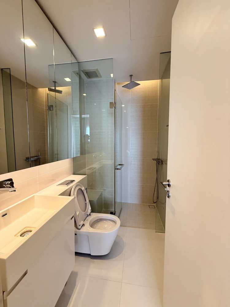 ให้เช่า The Saint Residences ชั้น 40 วิวเมือง ห้องแต่งครบ จองเลย ด่วนๆจ้า