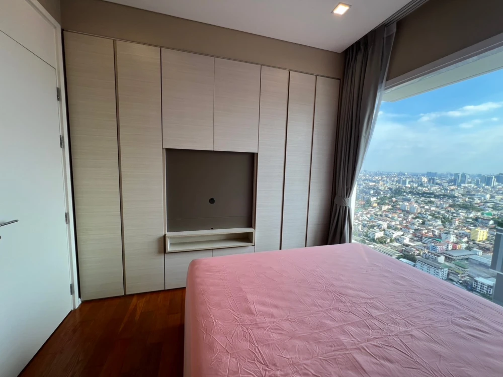 ให้เช่า The Saint Residences ชั้น 40 วิวเมือง ห้องแต่งครบ จองเลย ด่วนๆจ้า