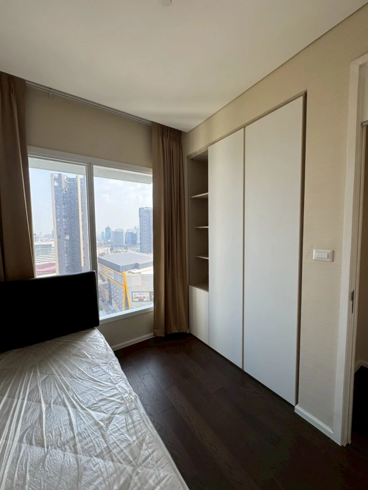 ให้เช่า The saint Residences ห้องกว้างขวางอยู่สบาย ชั้นสูงจองเลย ห้ามพลาดด่วนๆๆ