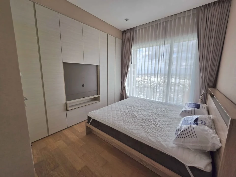 ให้เช่า The Saint Residences ห้องน่าอยู่ บิวท์อินเฟอร์นิเจอร์อย่างดี วิวสวยจากชั้นสูง จองด่วน
