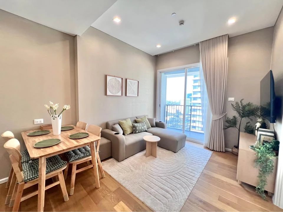ให้เช่า The Saint Residences ห้องอยู่ชั้น 30 สูงมากๆ ตกแต่งดูดีน่าอยู่เวอร์ๆ สนใจจองเลย
