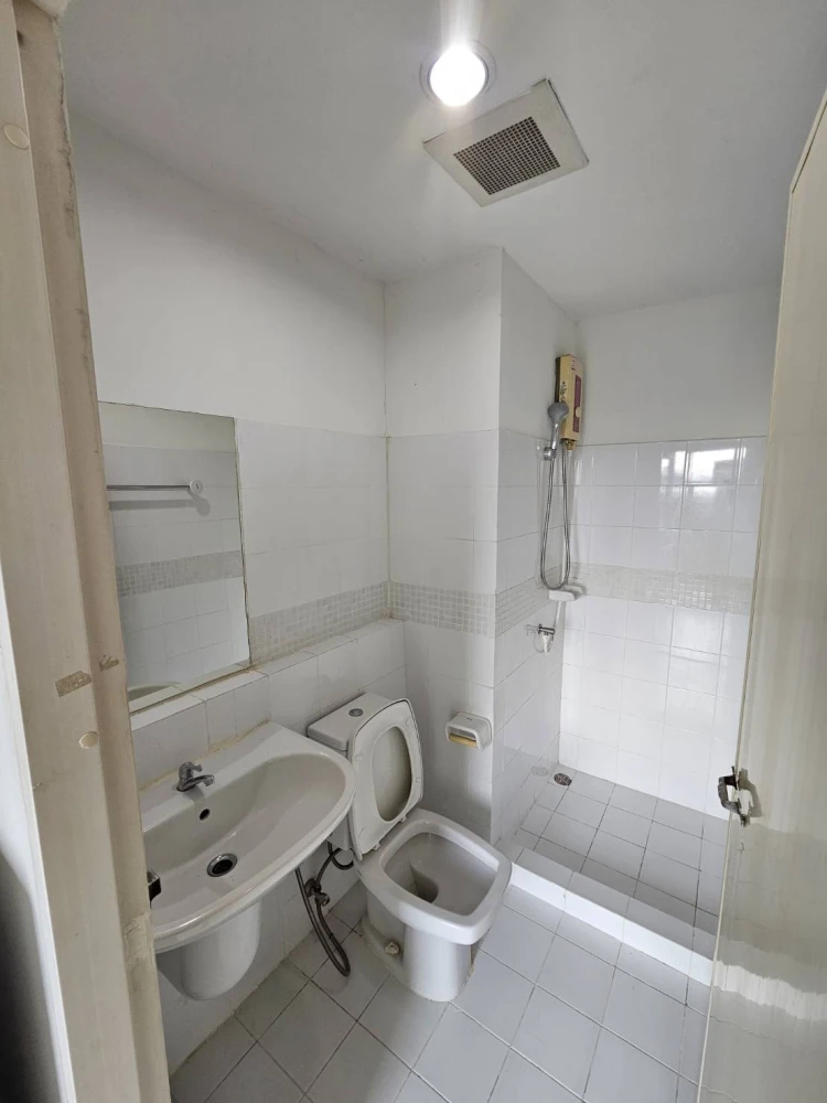 ให้เช่า The Seed Chaengwatthana ห้องพร้อมอยู่ เฟอร์พรอม ราคาสบายกระเป๋า จองเลย