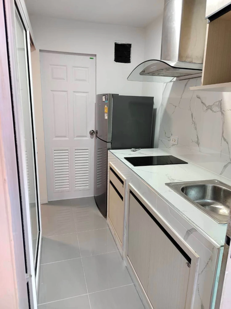 ให้เช่า The Seed Paholyothin 14 ห้องพร้อมอยู่ เฟอร์พร้อมห้องกว้างอยู่สบาย จองเลย