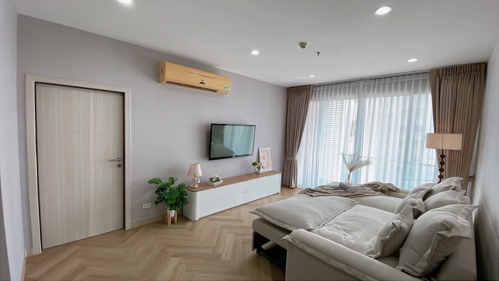 ให้เช่า The Star Estate@Narathiwas ห้องแต่งสวยคุมโทนสุดปัง ติดวอลเปเปอร์อย่างดี รีบจองด่วนๆ