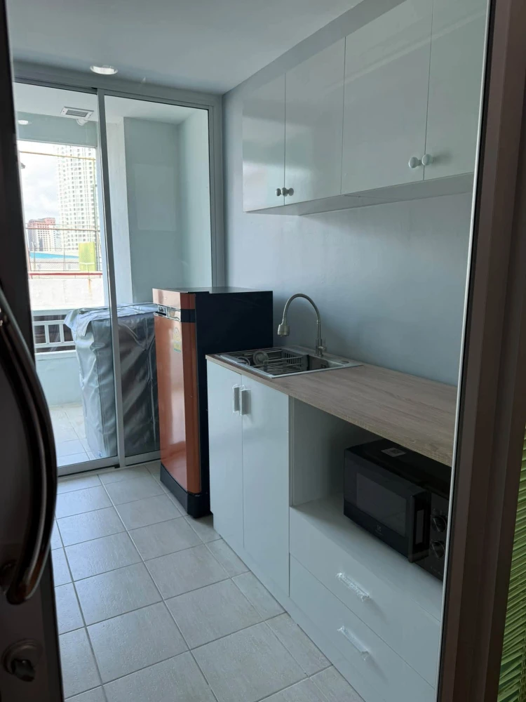 ให้เช่า The station สาทร-บางรัก ห้อง 1 bedroom เฟอร์นิเจอร์ครบพร้อมอยู่ รีบจองเลยจ้า