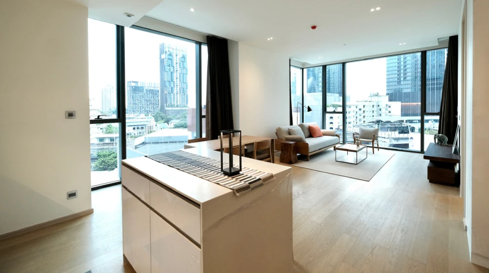 ให้เช่า The Strand Thonglor ชั้น 7 ห้องมุม แต่งครบ น่าอยู่ สนใจจองเลย