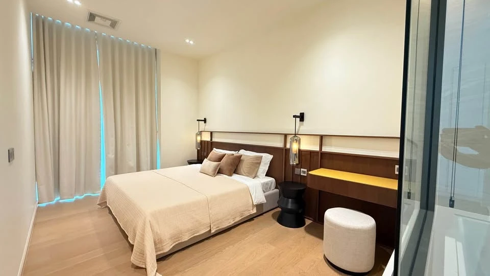 ให้เช่า The Strand Thonglor ชั้น 9  วิวสวย  ขนาด 91 ตารางเมตร อนุญาตให้เลี้ยงสัตว์ได้ คนรักสัตว์ห้ามพลาด