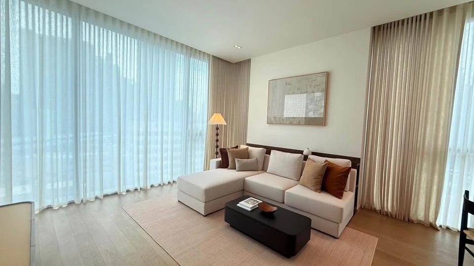 ให้เช่า The Strand Thonglor ชั้น 9  วิวสวย  ขนาด 91 ตารางเมตร อนุญาตให้เลี้ยงสัตว์ได้ คนรักสัตว์ห้ามพลาด