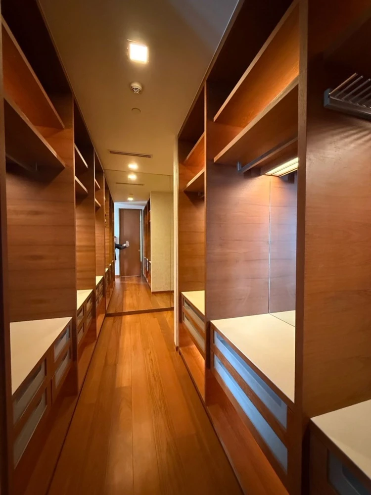 ให้เช่า The Sukhothai Residences ชั้น 9 ห้องกว้าง อยู่สบาย แต่งครบ จองเลย ด่วนๆ