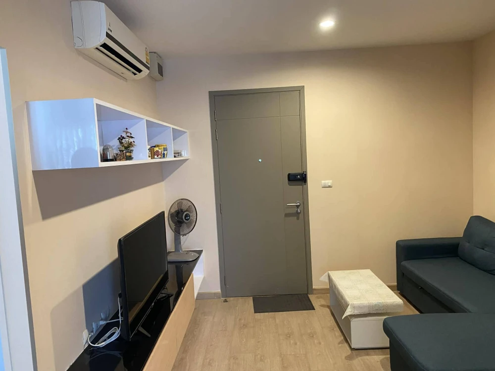 ให้เช่า The Tempo Grand สาทร-วุฒากาศ วิวสระว่ายน้ำ โล่ง โปร่ง สบายตา พร้อมเฟอร์นิเจอร์ และ เครื่องใช้ไฟฟ้า เข้าอยู่ได้เลย