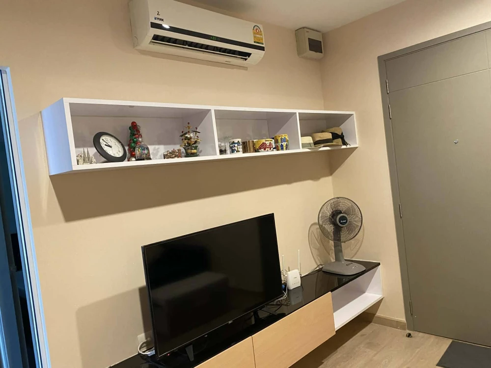 ให้เช่า The Tempo Grand สาทร-วุฒากาศ วิวสระว่ายน้ำ โล่ง โปร่ง สบายตา พร้อมเฟอร์นิเจอร์ และ เครื่องใช้ไฟฟ้า เข้าอยู่ได้เลย