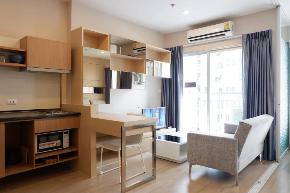 ให้เช่า The Tempo Grand Sathon-Wutthakat  ห้องกว้างอยู่สบาย เฟอร์ + เครื่องใช้ไฟฟ้าพร้อม หิ้วกระเป๋ามาได้เลย!
