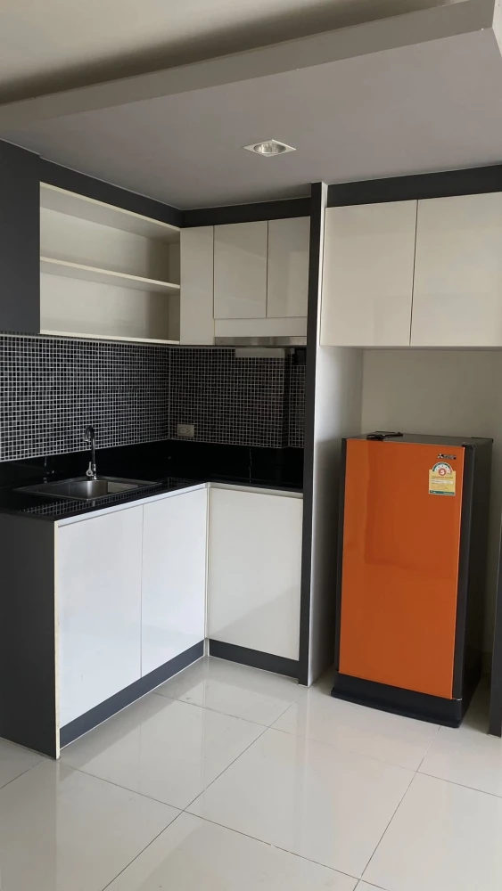 ให้เช่า The Time Condo Sriracha ห้องกว้างขวาง พื้นที่ใช้งานคุ้ม แถมราคาไม่แรง รีบมาจองเลย